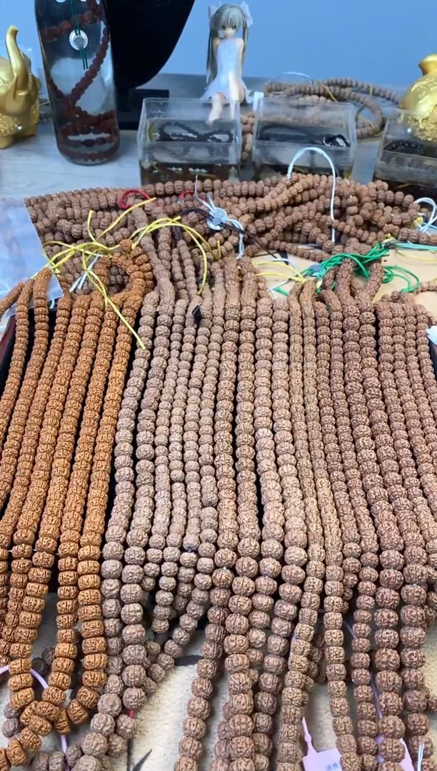 金刚菩提吊坠646红皮麦穗盘龙尺寸8-10