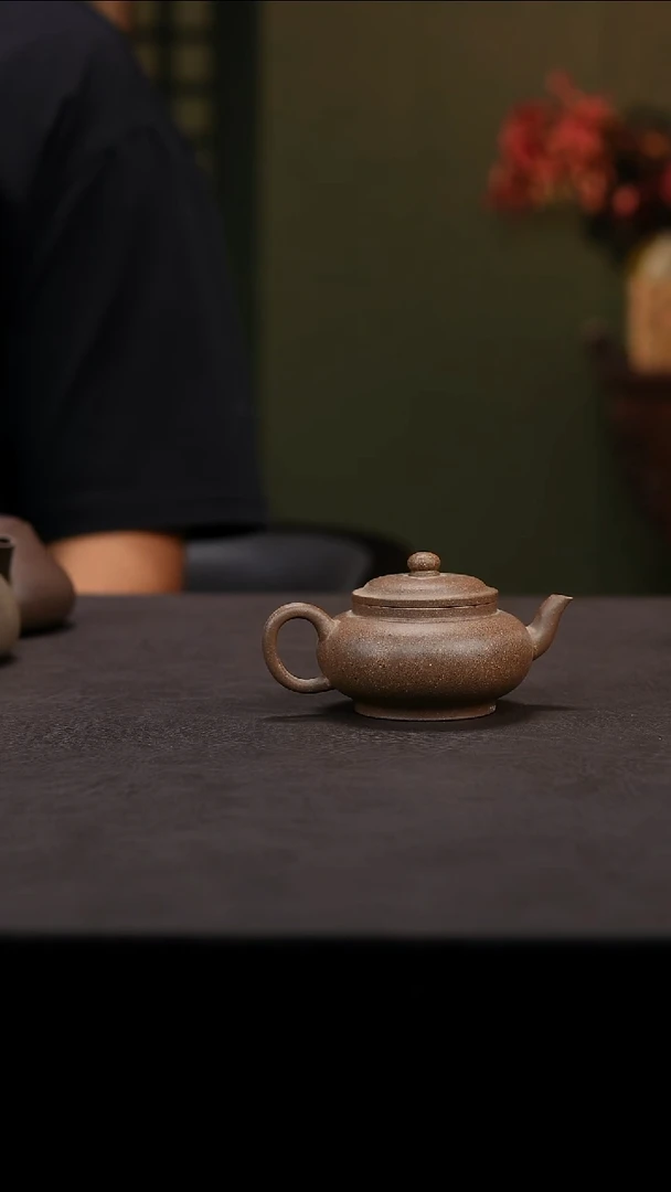 茶壶紫砂拉***?紫砂壶微瑕段泥宫灯80cc