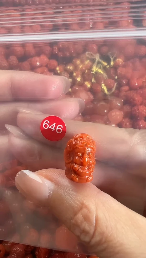 颈饰未镶嵌南红玛瑙1