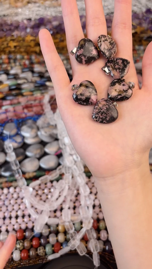 玛瑙/玉髓未镶嵌珠宝半成品蔷薇石吊坠2颗
