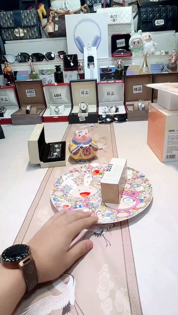 瓷片瓷器 库房到期 全部地板价@@1