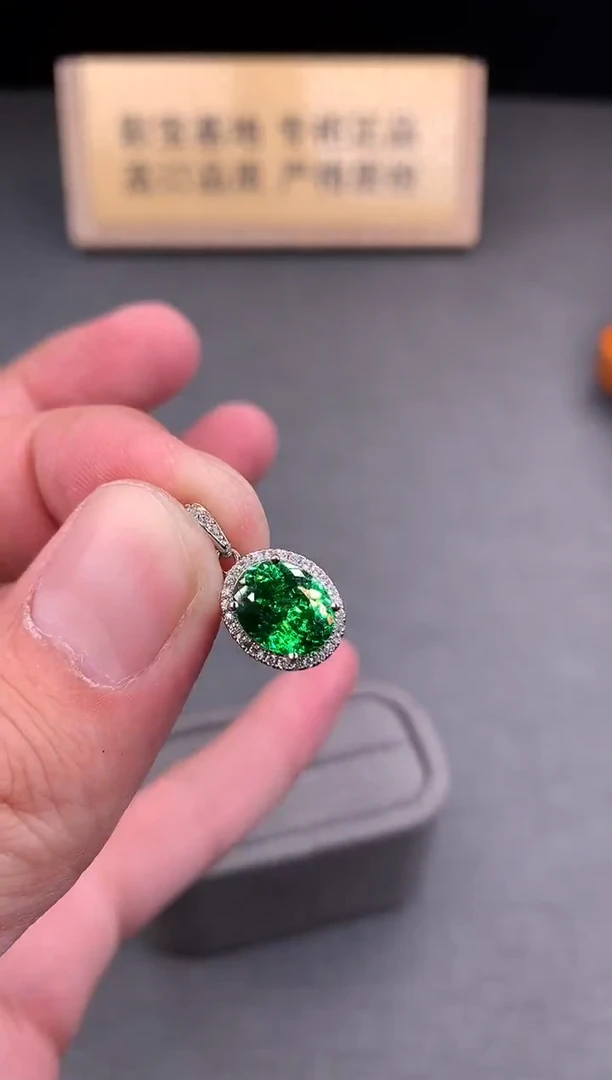 颈饰银S925镶嵌碧玺2222