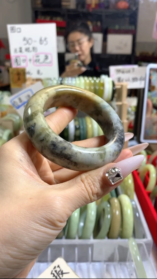 未镶嵌岫玉手镯37 54+