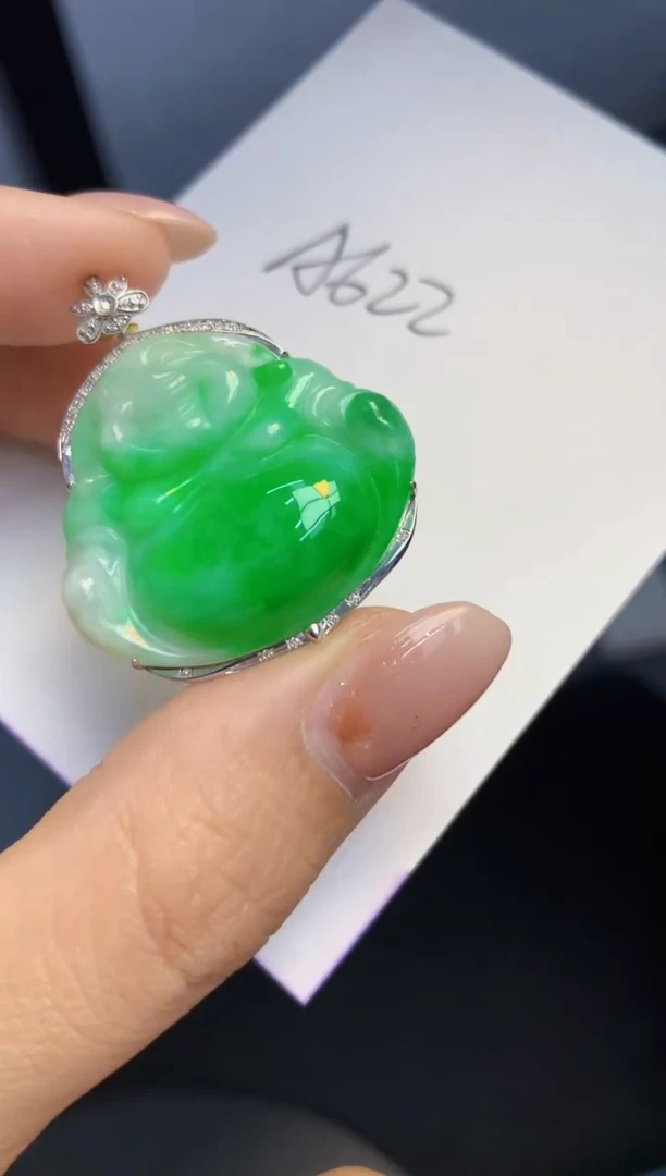 颈饰18K金镶嵌翡翠天然A货缅甸翡翠百元以上9元证书费自理