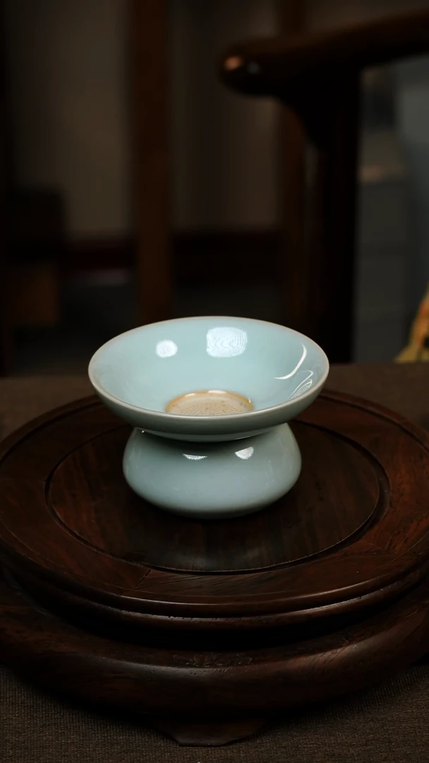 瓷片035汝瓷天青色斗笠茶漏 微瑕