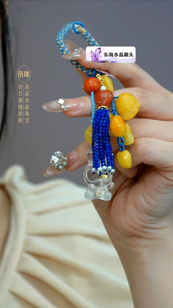 蜜蜡颈饰银S925镶嵌白水晶兔子蜜蜡925银挂饰