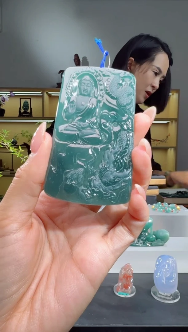 吊坠(赠链)未镶嵌翡翠阿弥陀佛