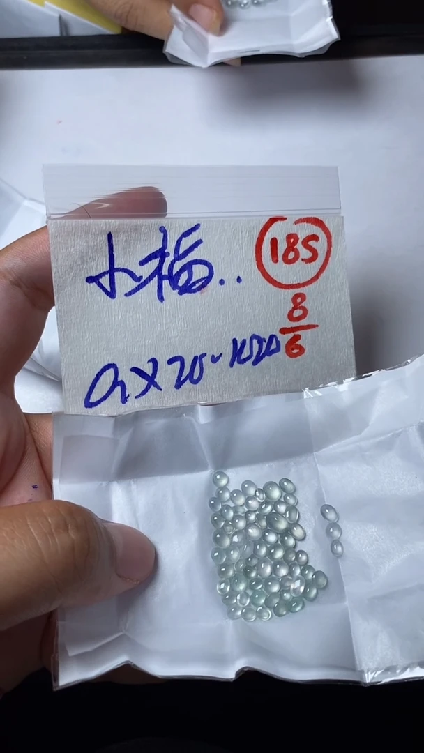 定制翡翠未镶嵌缅甸天然翡翠A货185