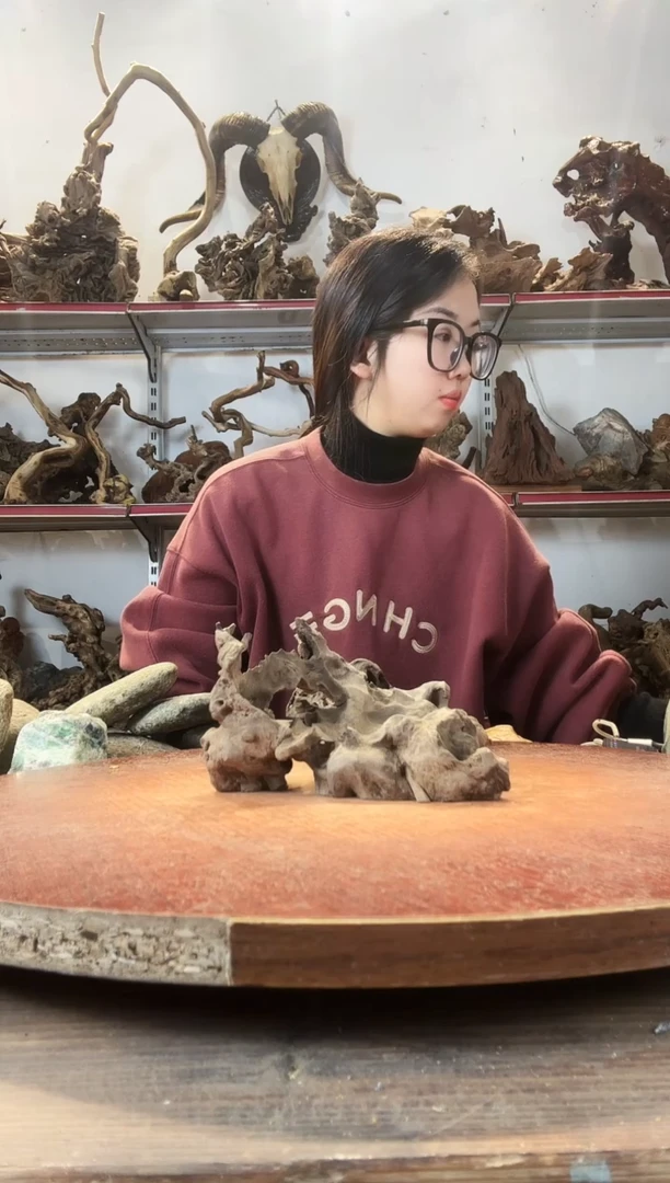 木?**?黄荆随型风化镂空底座摆件无漆无蜡