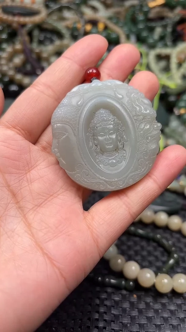 颈饰未镶嵌和田玉1