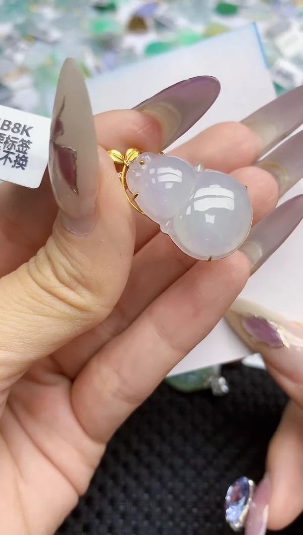 翡翠挂件18K金镶嵌434   天然翡翠A货