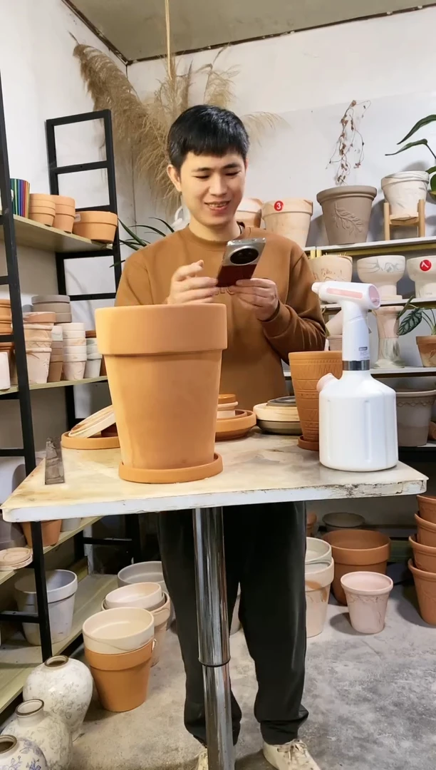 【闪购商品】红陶21*26红陶反比例 1盆1托