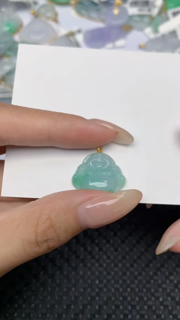 翡翠18K金镶嵌颈饰天然翡翠a货