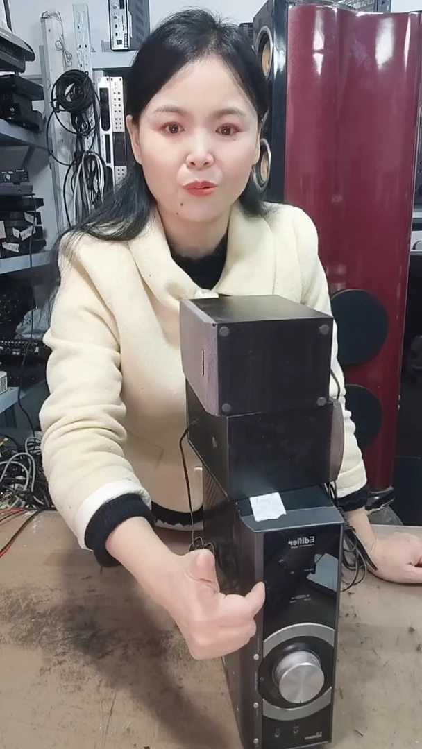 8新小组合一套，不包邮费