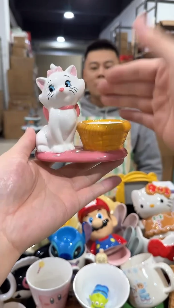 瓷片玛丽猫蛋托