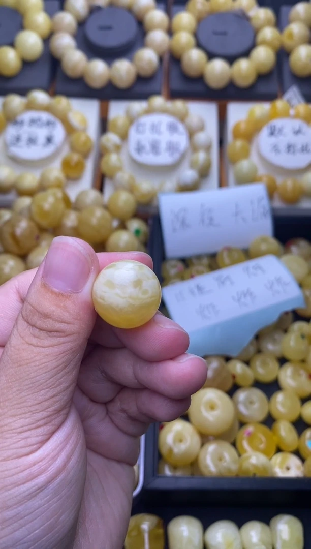 裸石琥珀未镶嵌 大小姐珠宝严选78