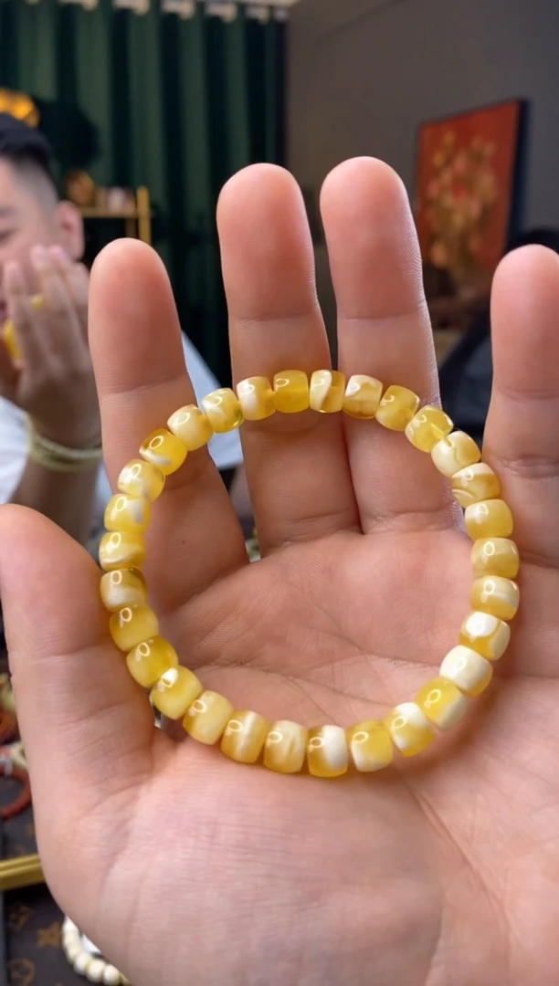 【闪购商品】蜜蜡手串未镶嵌8MM直切微瑕