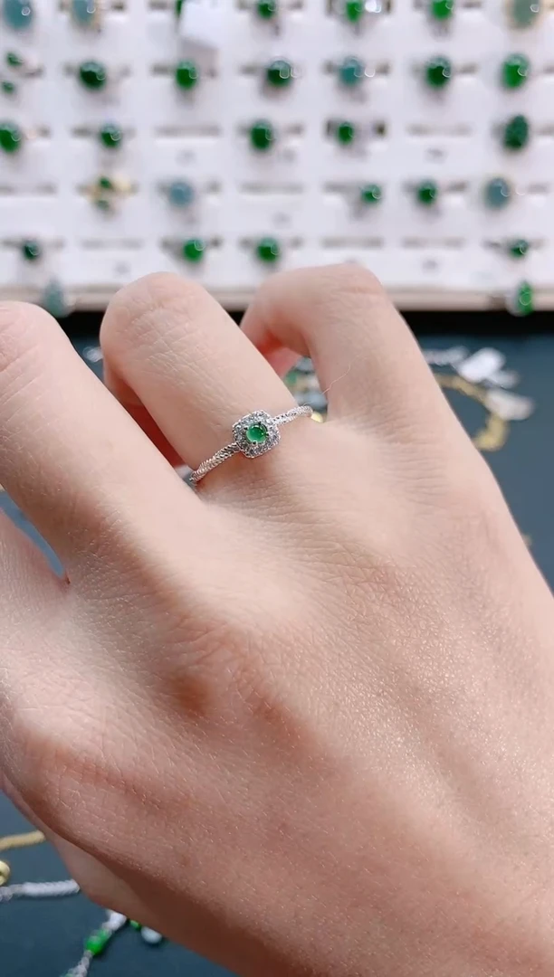 【闪购商品】翡翠戒指银S925镶嵌天然翡翠