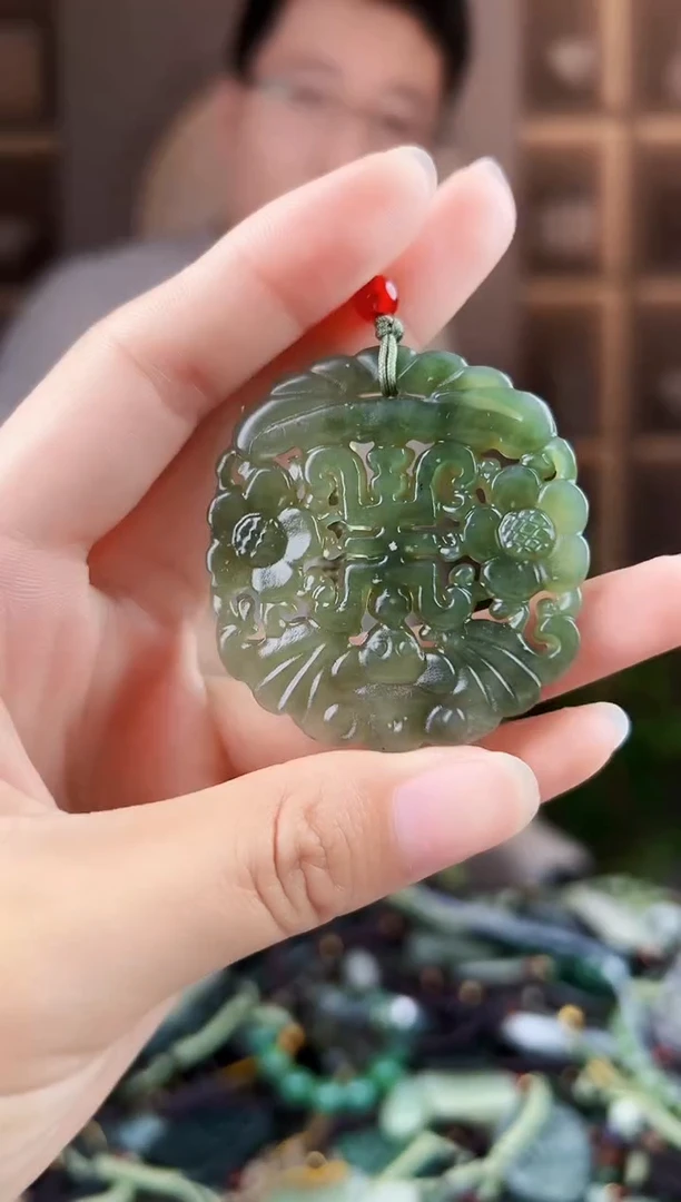 未镶嵌和田玉挂件拍一发一，多样性发货