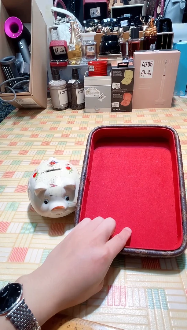 瓷片瓷器 库房到期 全部地板价@@1