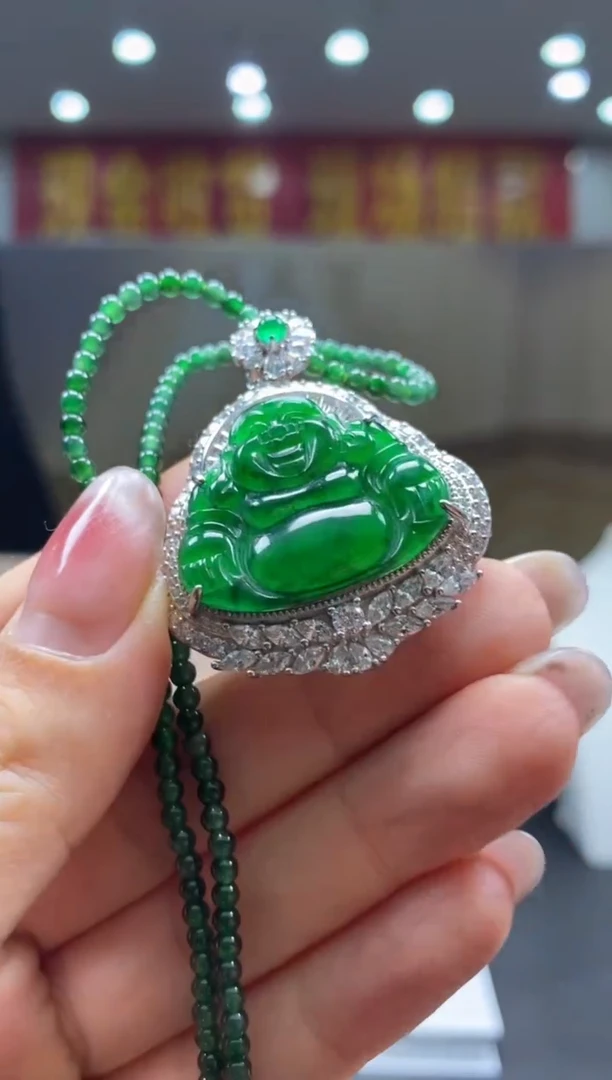 【闪购商品】翡翠颈饰未镶嵌********233