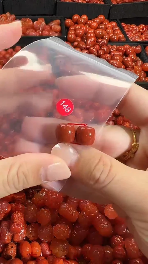 颈饰未镶嵌南红玛瑙11