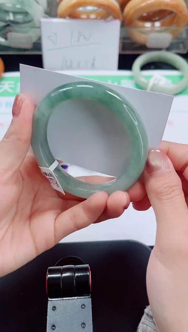 未镶嵌手镯石英质玉212-53/54