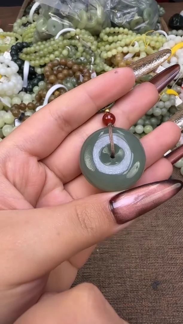 吊坠(不含链)未镶嵌和田玉吊坠