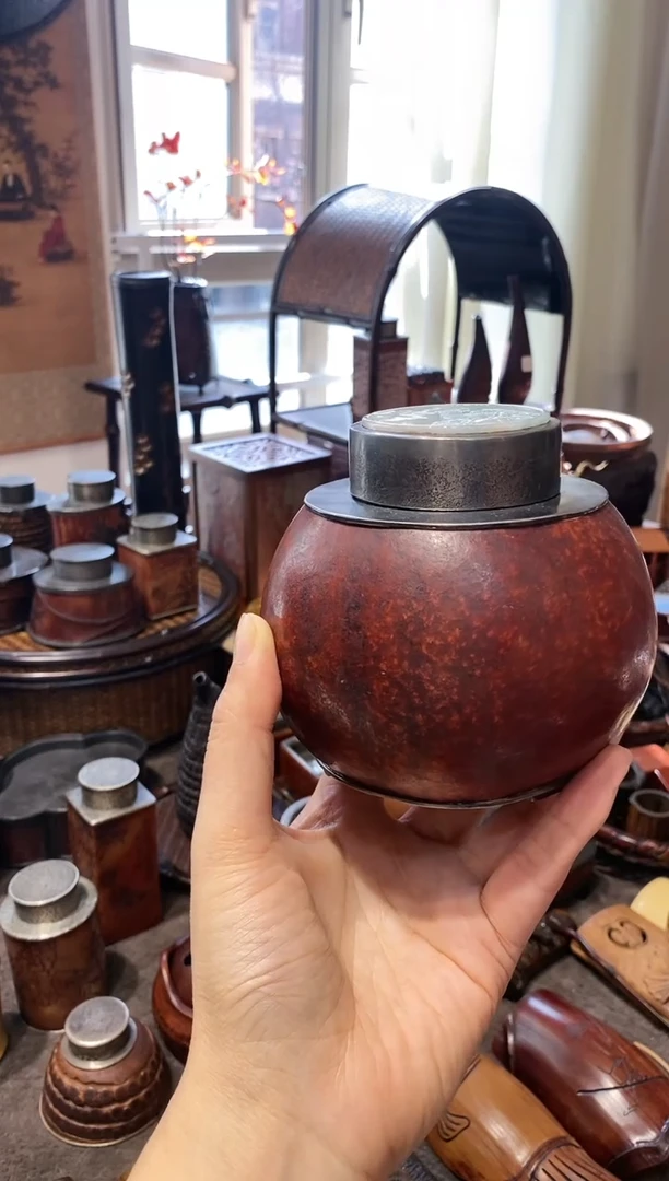 龙****发老葫芦包锡大茶叶罐