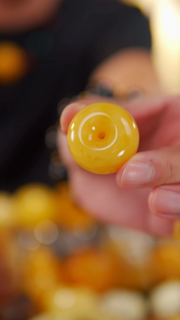 未镶嵌蜜蜡裸石焦皮料平安扣17.1