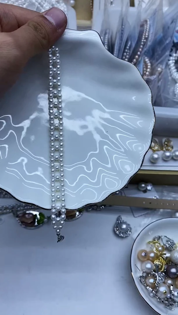 吊坠(不含链)未镶嵌淡水珍珠手链一条