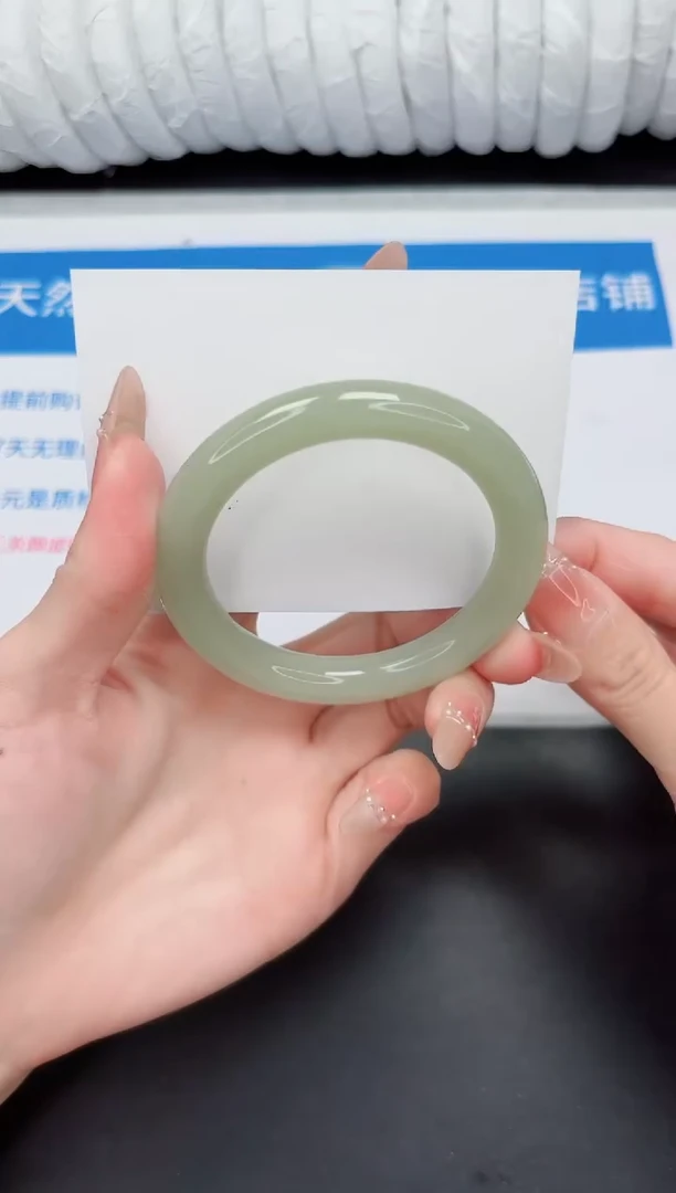 未镶嵌手镯石英质玉70-56.4DY