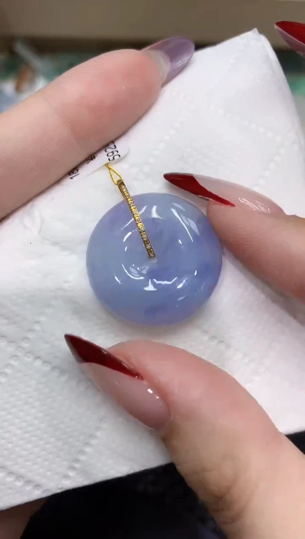 颈饰18K金镶嵌翡翠1111111111