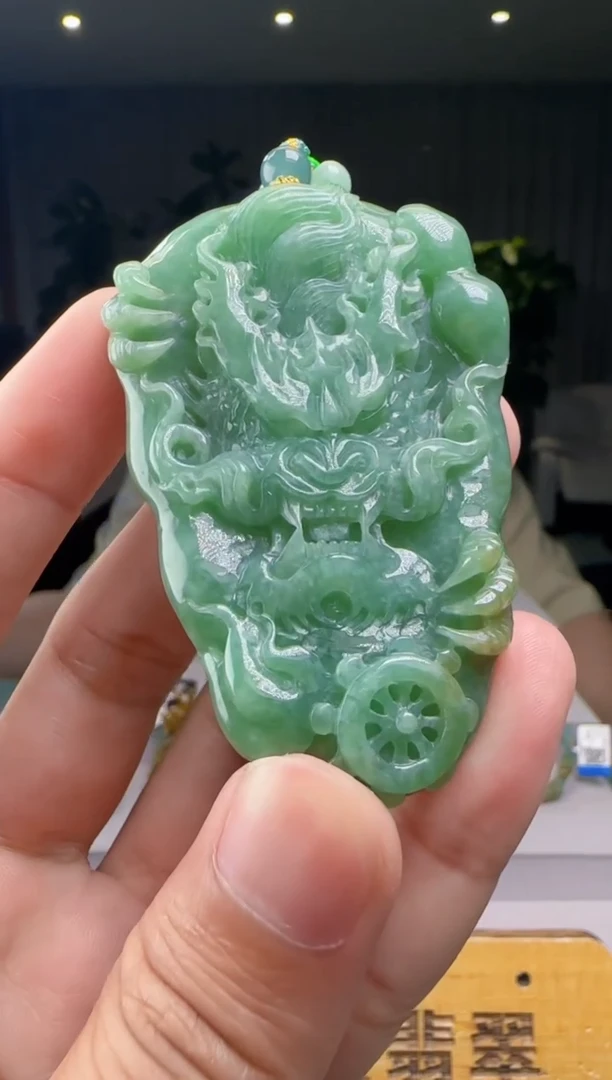 翡翠未镶嵌吊坠(赠链)XM@@960Q3J17535