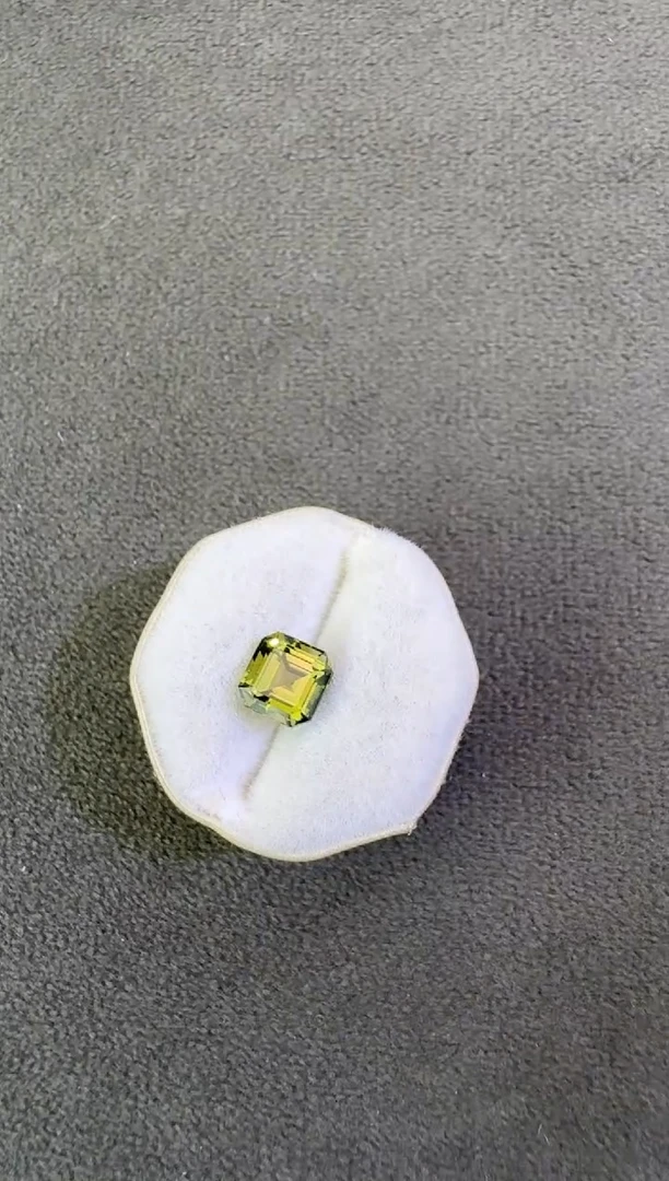 未镶嵌珠宝半成品碧玺1.28ct