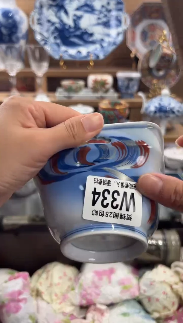瓷片小*姐      W334