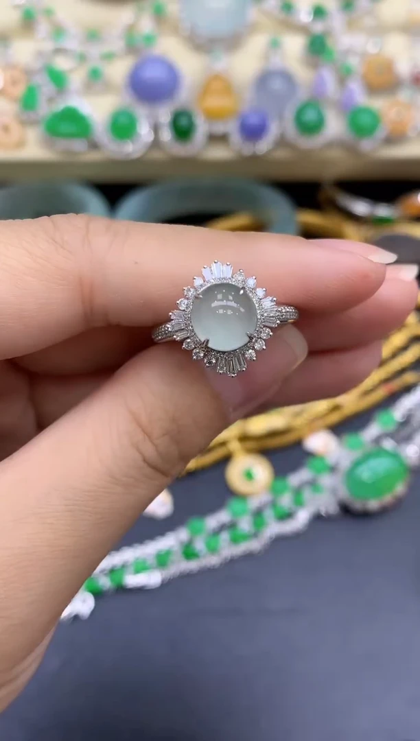 18K金镶嵌戒指翡翠272-中国好珍宝