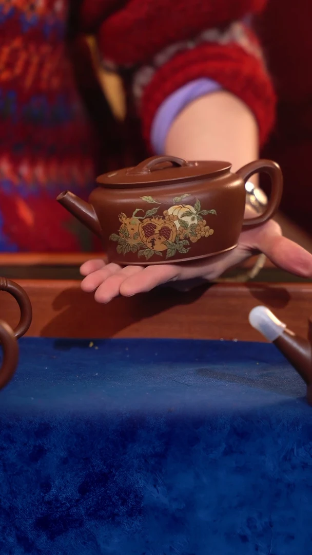 紫砂 宜兴紫砂 LNF  底槽清  汉瓦  石榴