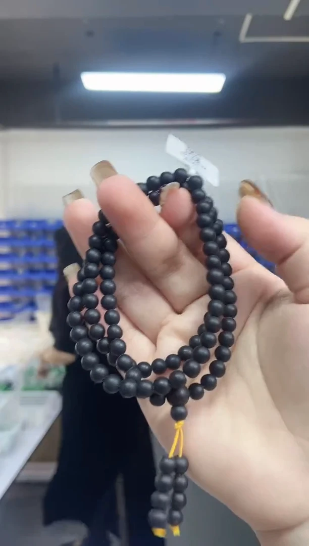 【闪购商品】血珀裸石未镶嵌多样性发其一颜色微差