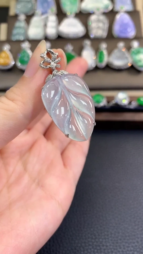 翡翠18K金镶嵌吊坠(不含链)C30