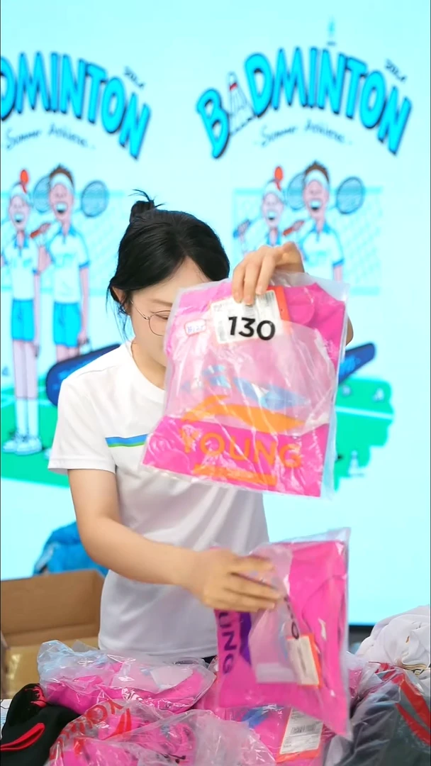 125号衣服清仓不退不换！130
