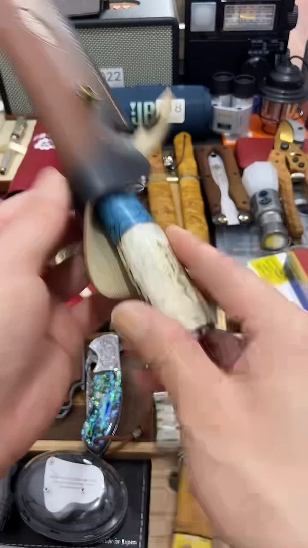 瓷片闪购商品  如图所示