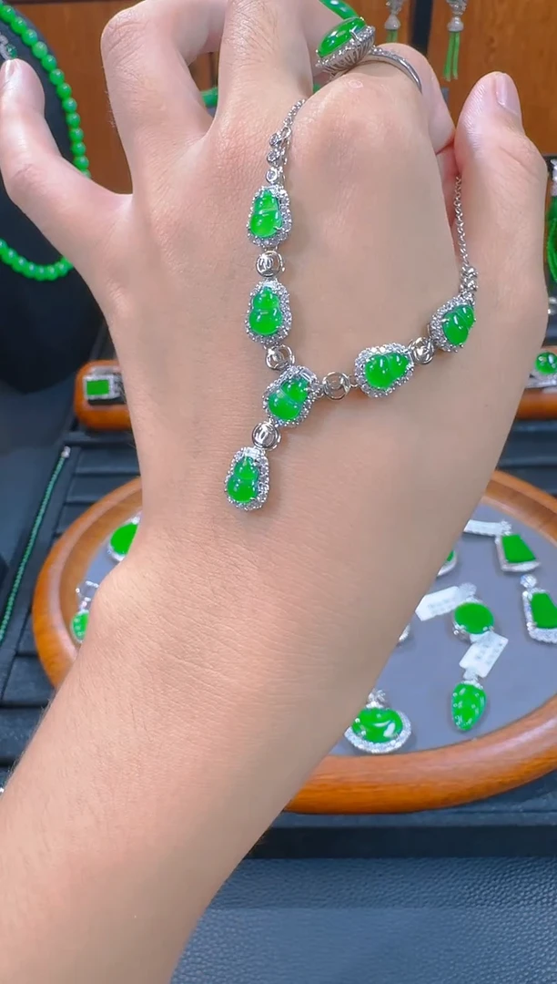 翡翠未镶嵌套链天然A货翡翠