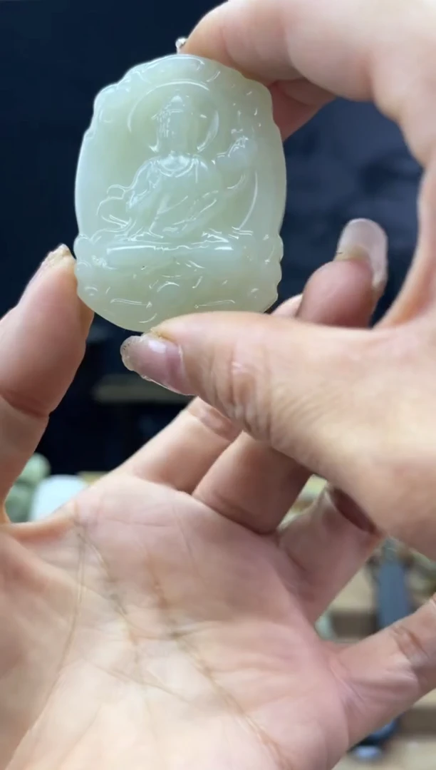 颈饰未镶嵌和田玉1