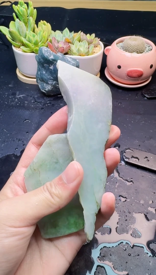 翡翠未镶嵌颈饰092天然缅甸A货翡翠