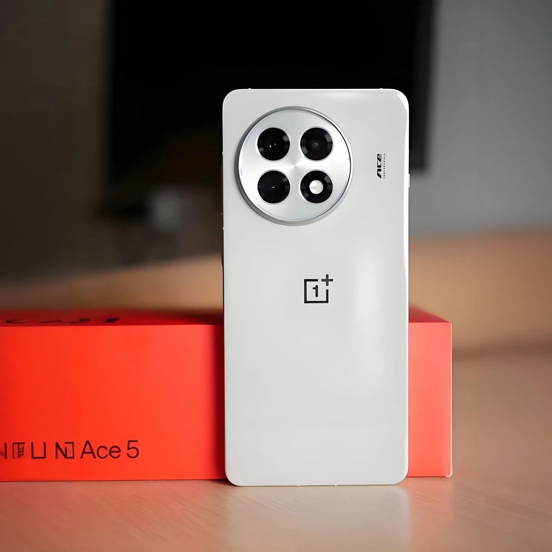 准新品 OnePlus/一加 一加  ACE5  第三代骁龙8 AI 二手