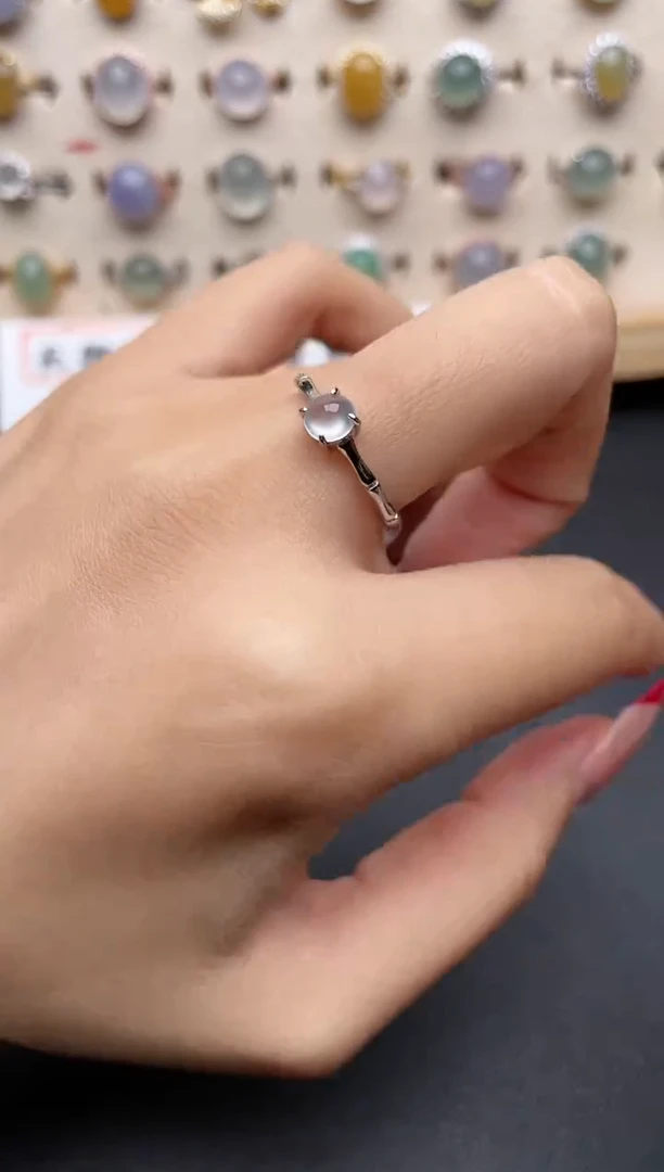 【闪购商品】翡翠戒指银S925镶嵌一物一证一礼盒