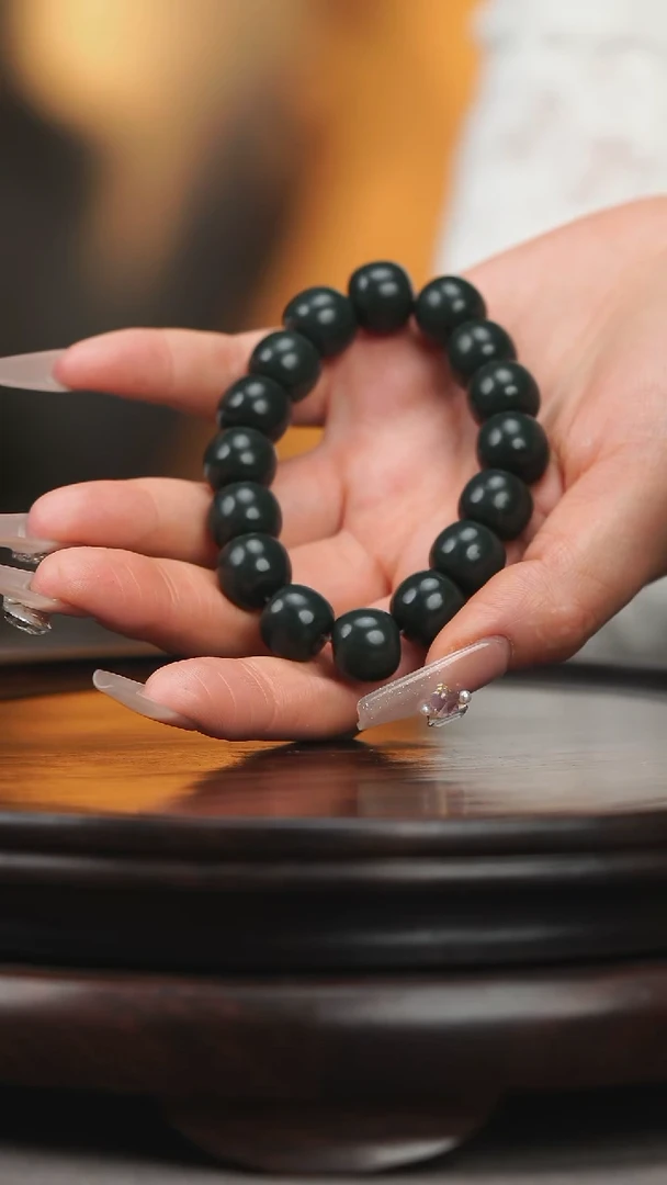 未镶嵌和田玉把件