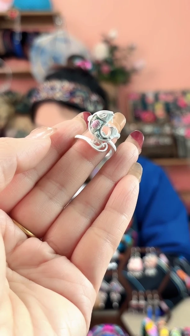 艺枝独绣手工饰品48