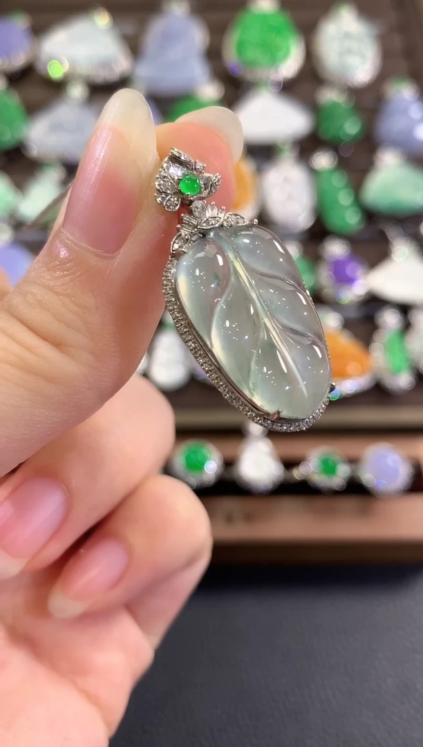 吊坠(不含链)18K金镶嵌翡翠 d17